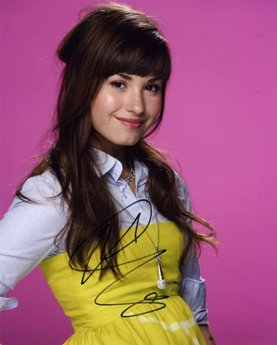 Demi Lovato autograph
