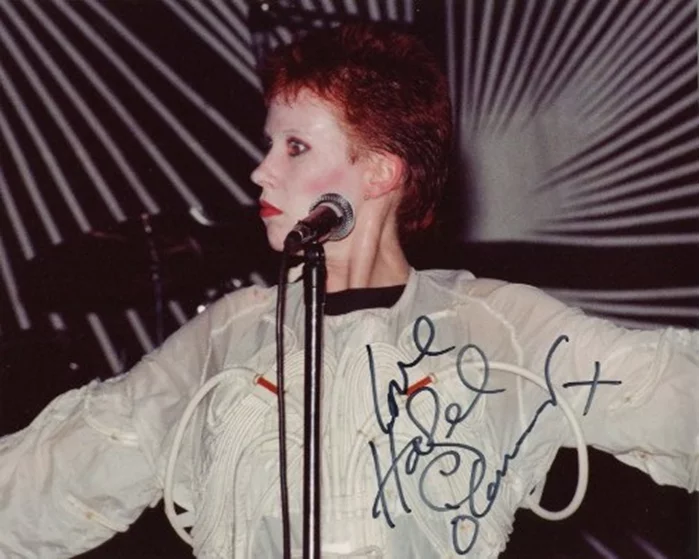 Hazel O'Connor autograph