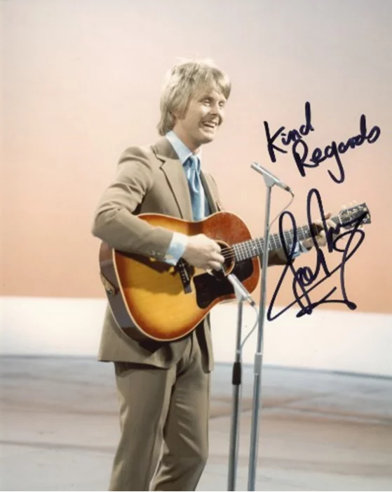Joe Brown autograph