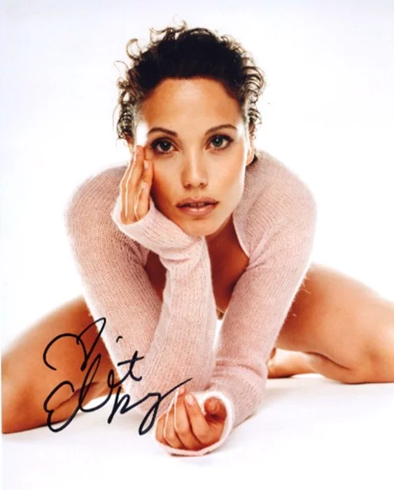 Elizabeth Berkley autograph