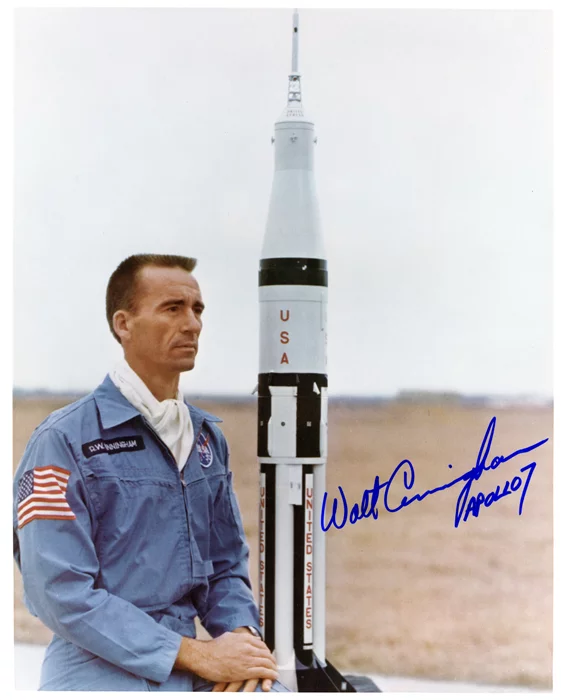 Walt Cunningham autograph