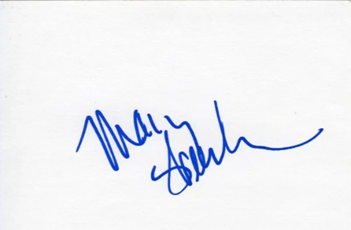 Mary Steenburgen autograph
