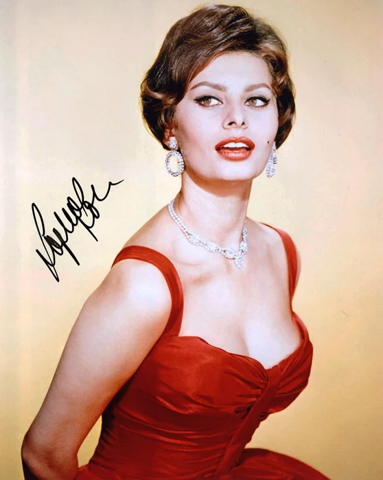 Sophia Loren autograph