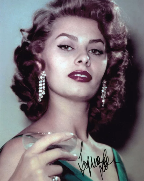 Sophia Loren autograph