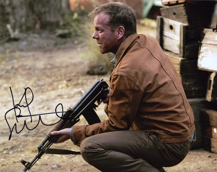 Kiefer Sutherland autograph