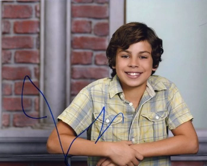 Jake T. Austin autograph