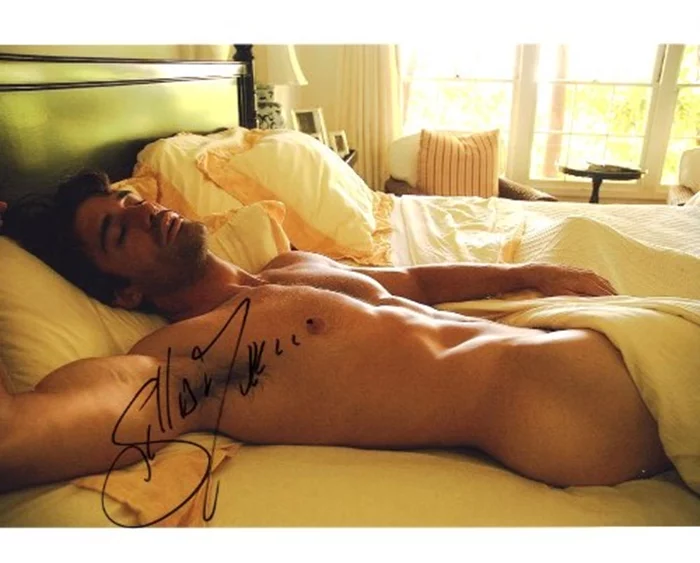 Gilles Marini autograph