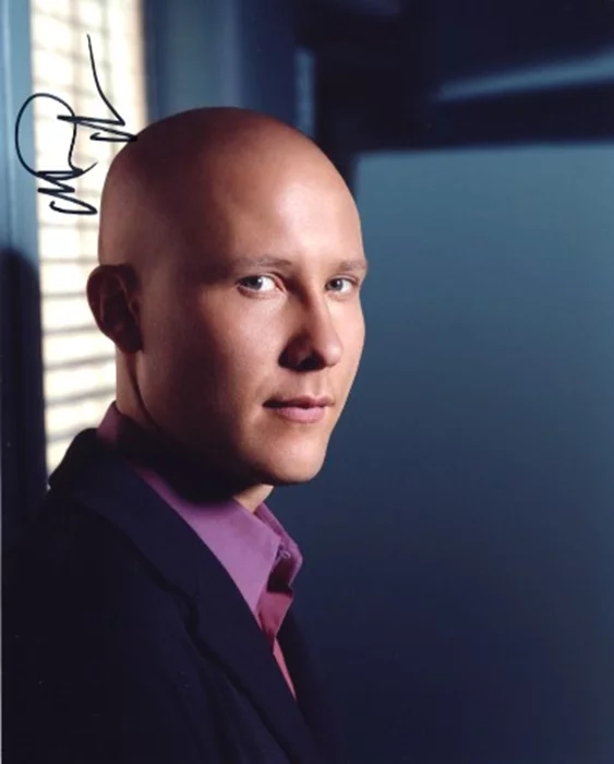 Michael Rosenbaum autograph