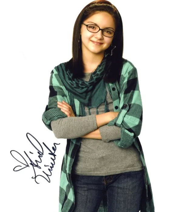 Ariel Winter autograph