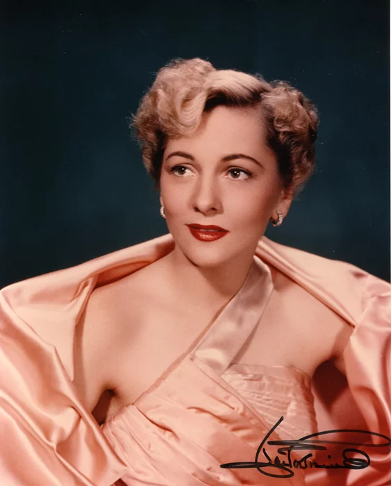 Joan Fontaine autograph