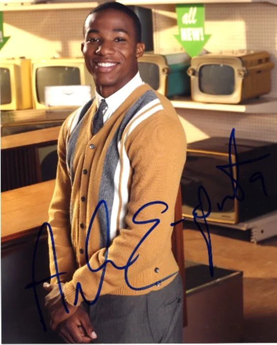 Arlen Escarpeta autograph