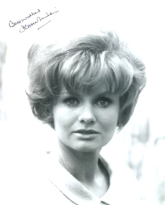 Jennie Linden autograph