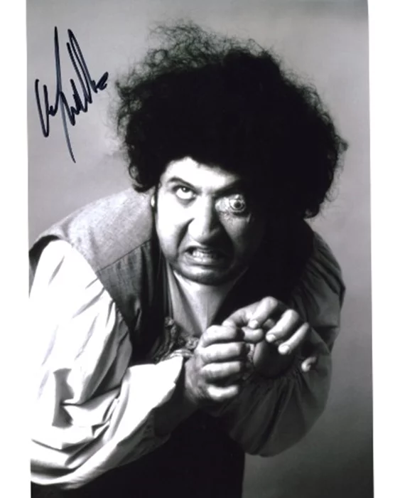 Chuck Williams autograph