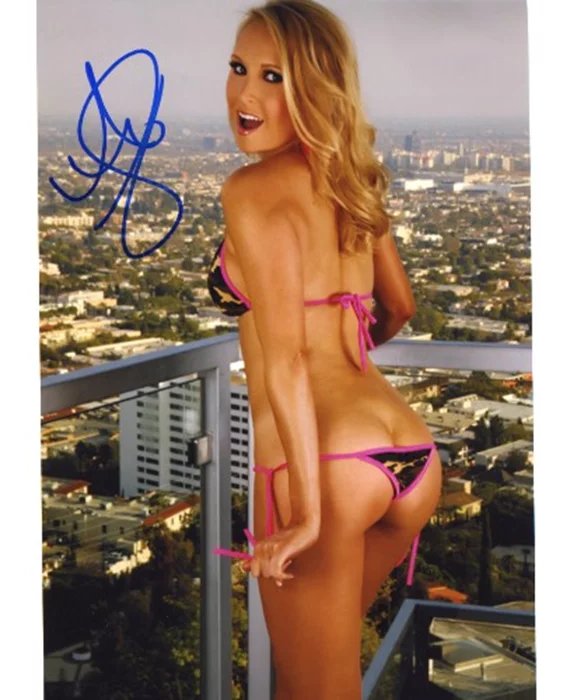 Alana Curry autograph