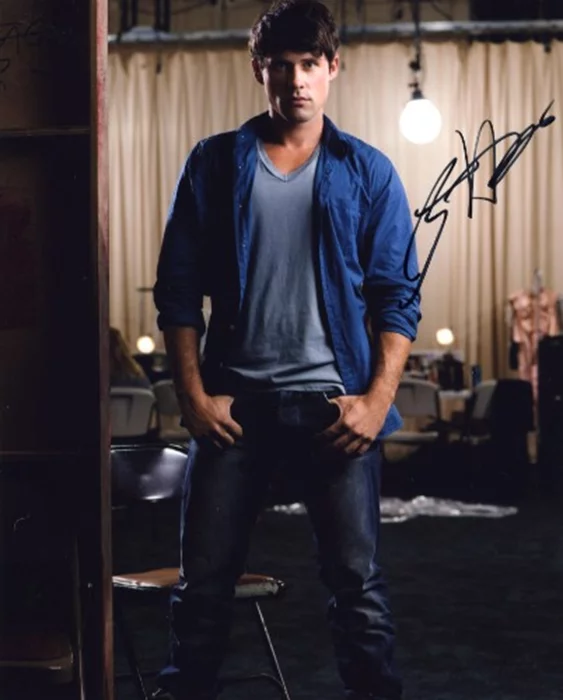 Ben Hollingsworth autograph