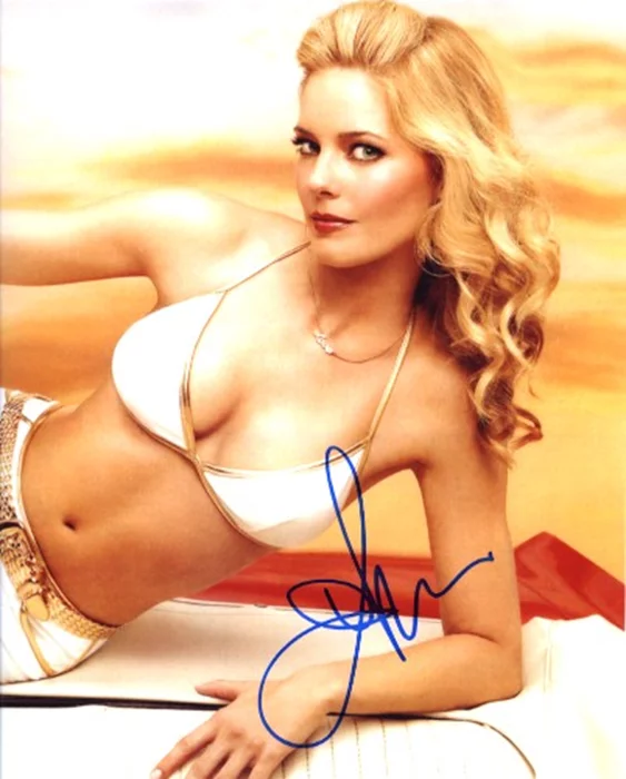 Christina Moore autograph