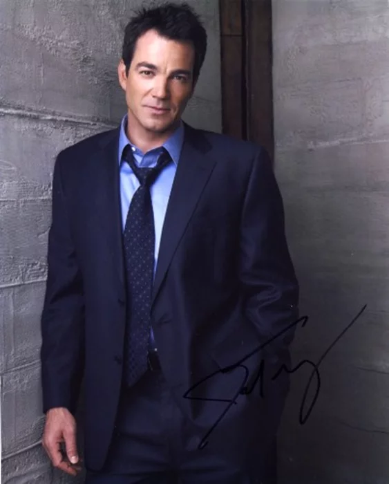 Jon Tenney autograph