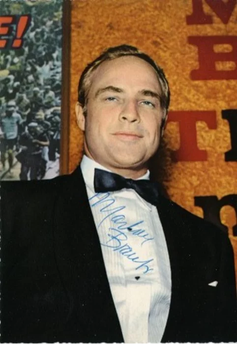 Marlon Brando autograph
