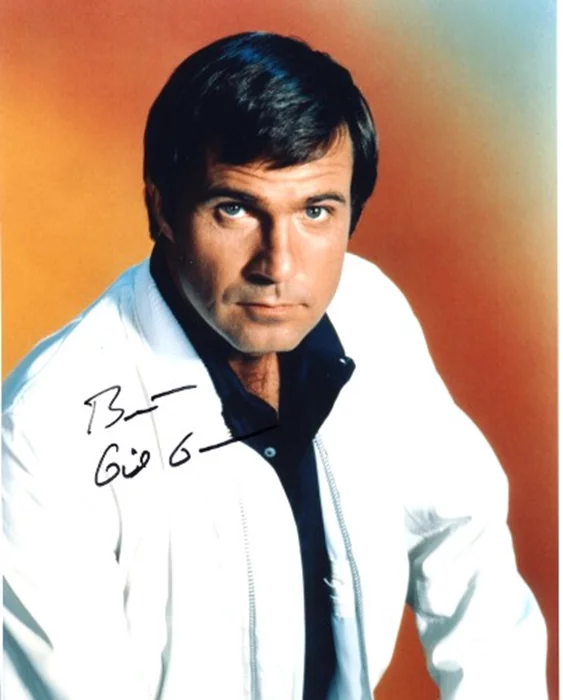Gil Gerard autograph