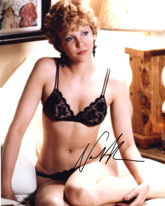 Nancy Allen autograph