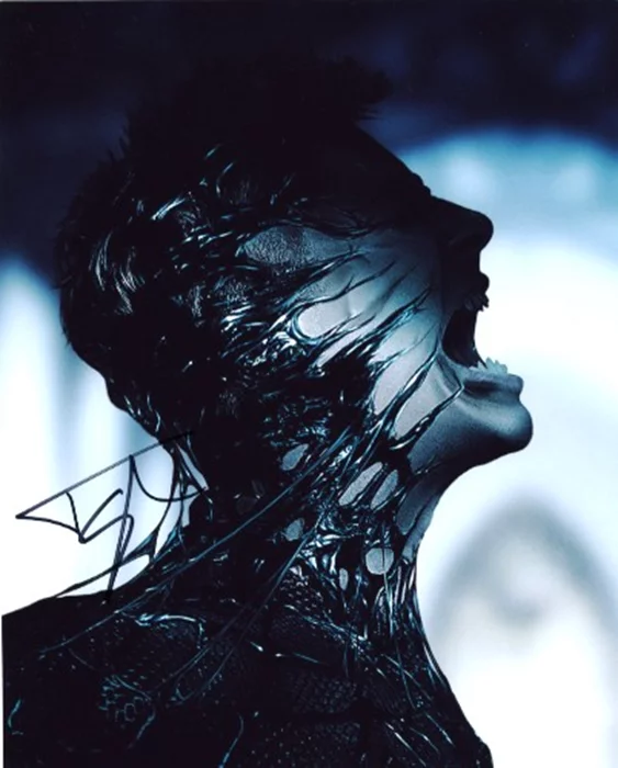 Topher Grace autograph