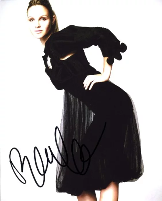 Beau Garrett autograph