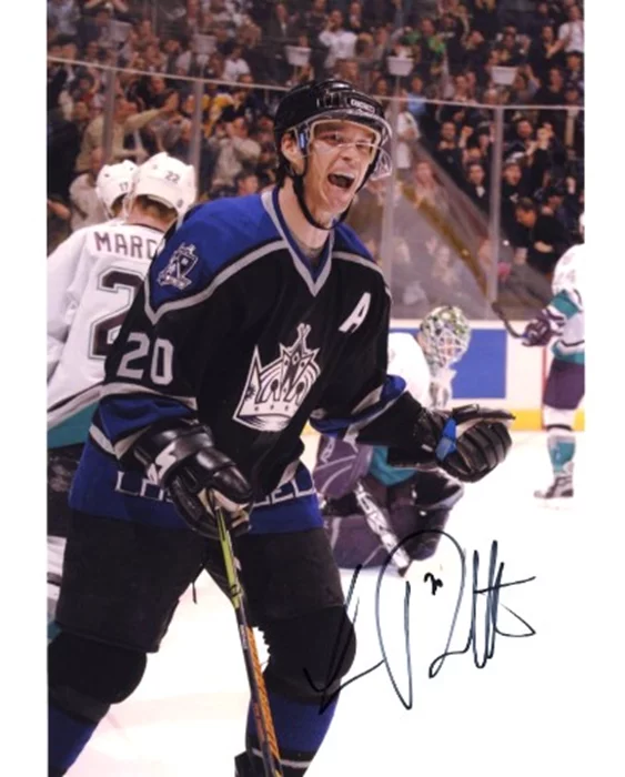 Luc Robitaille autograph