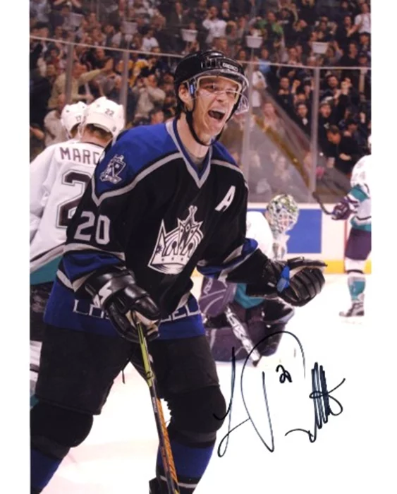 Luc Robitaille autograph