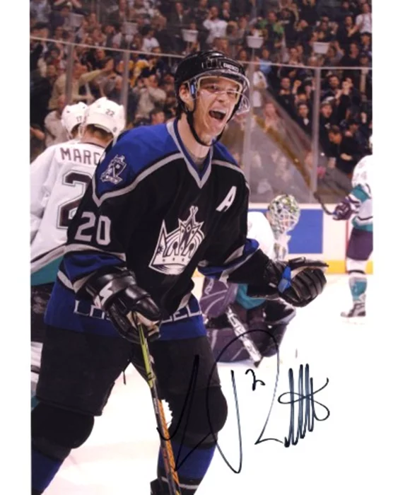 Luc Robitaille autograph