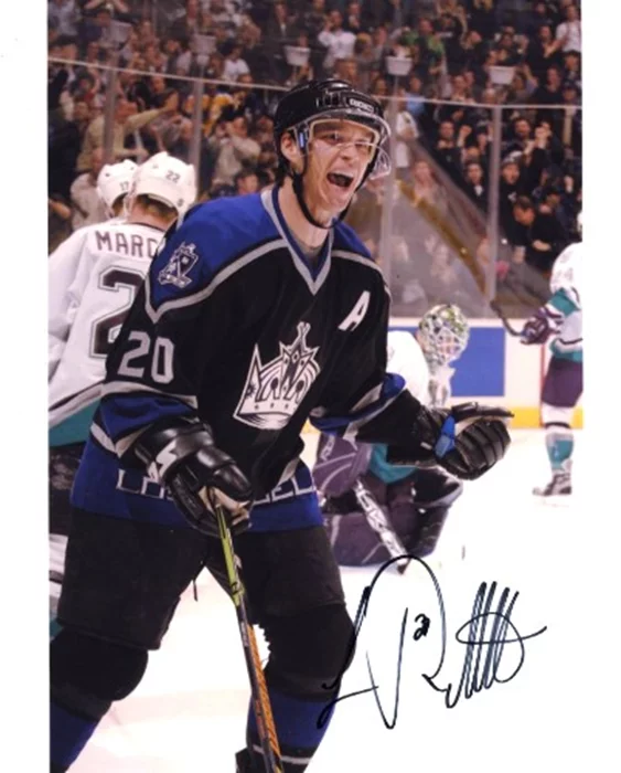 Luc Robitaille autograph