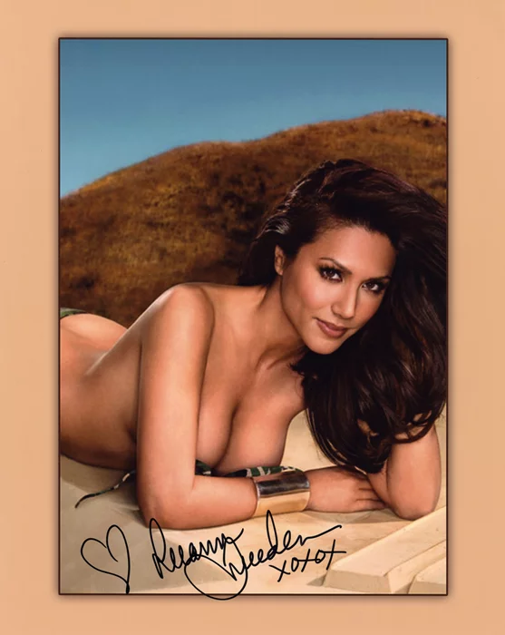 Leeann Tweeden autograph