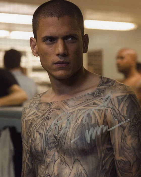 Wentworth Miller autograph