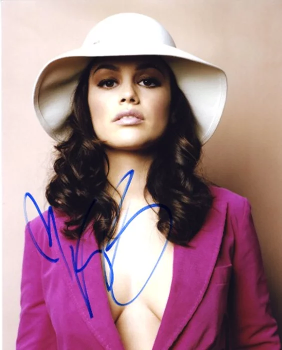 Rachel Bilson autograph