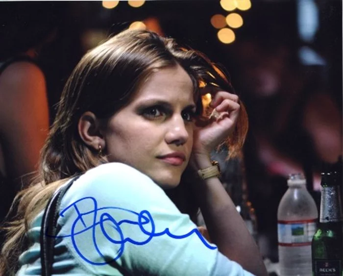 Anna Chlumsky autograph