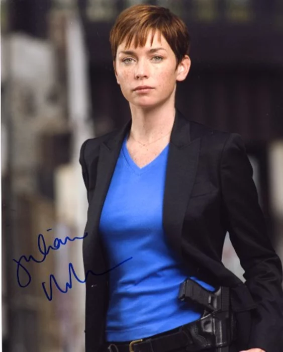 Julianne Nicholson autograph