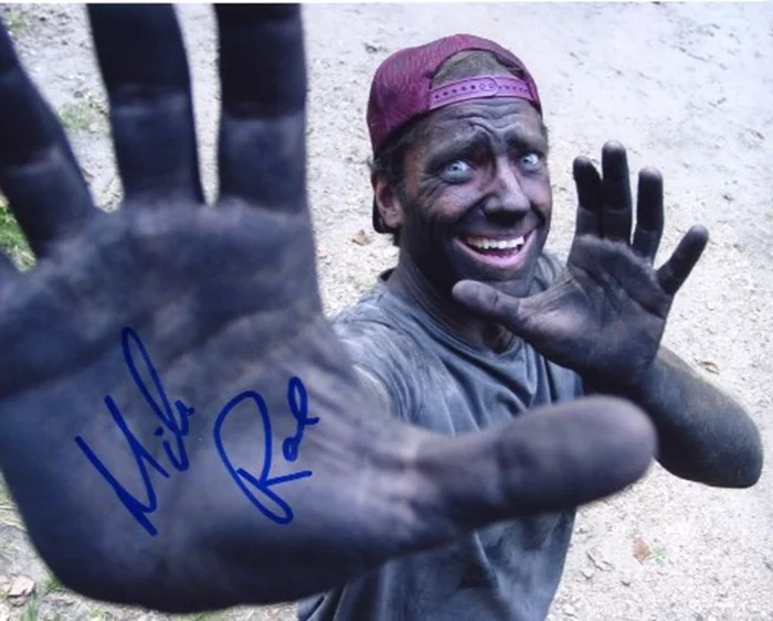 Mike Rowe autograph