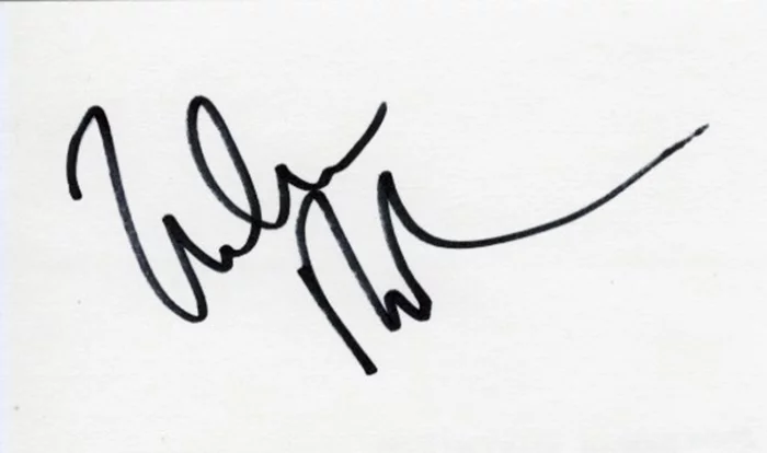 Zuleikha Robinson autograph