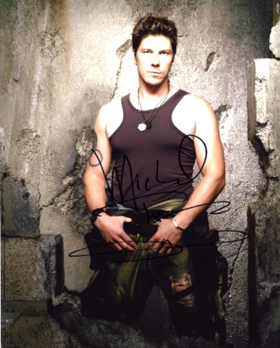 Michael Trucco autograph