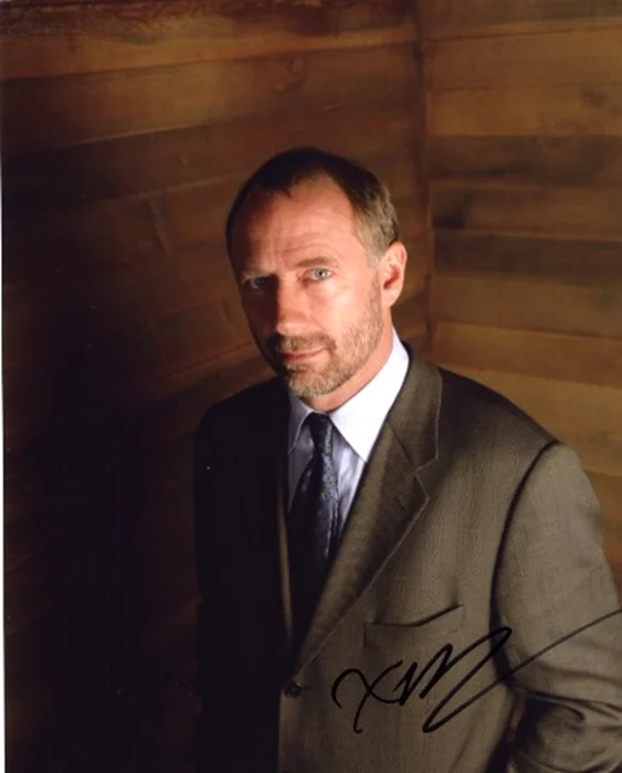Xander Berkeley autograph