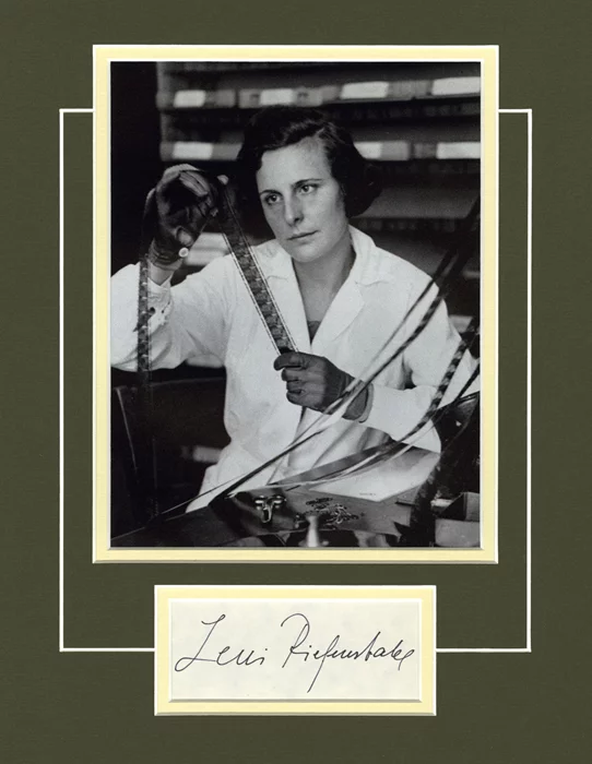 Leni Riefenstahl autograph