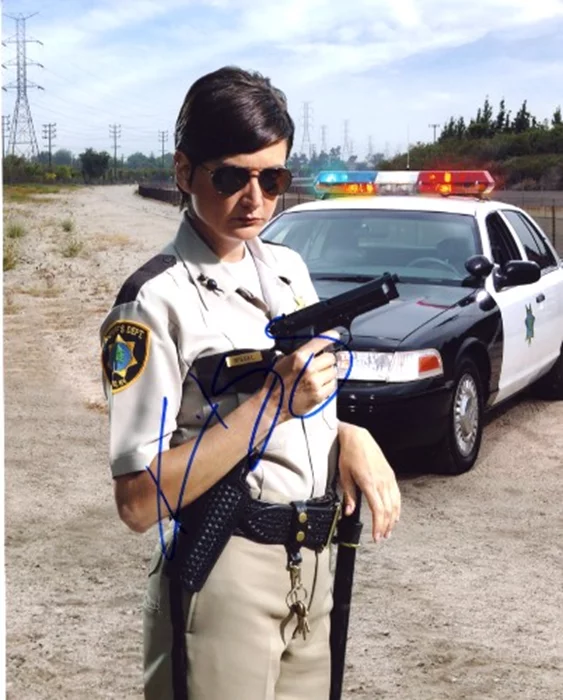 Kerri Kenney autograph
