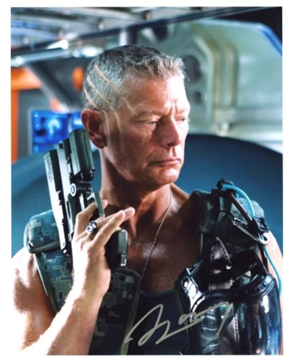 Stephen Lang autograph