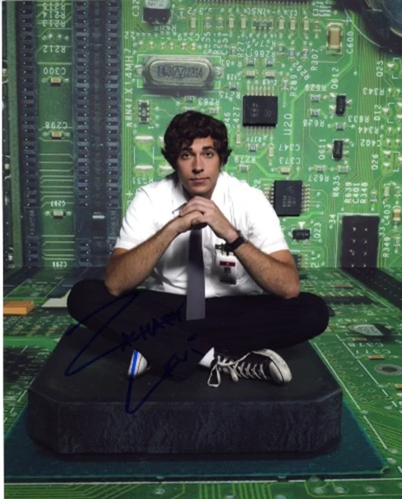 Zachary Levi autograph
