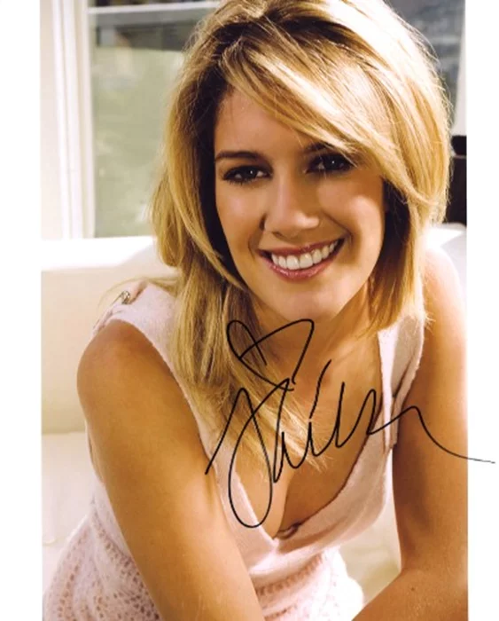 Heidi Montag autograph