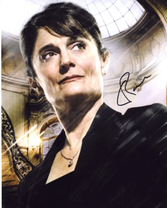 Cristine Rose autograph