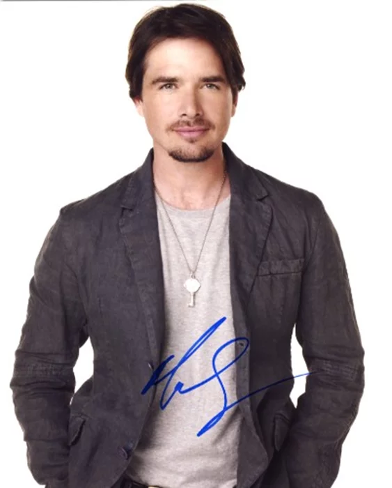 Matthew Settle autograph
