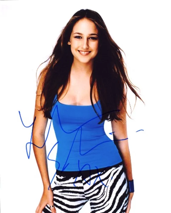 Leelee Sobieski autograph
