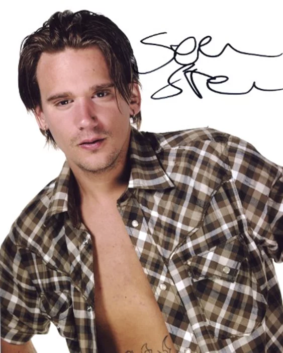 Sean Stewart autograph