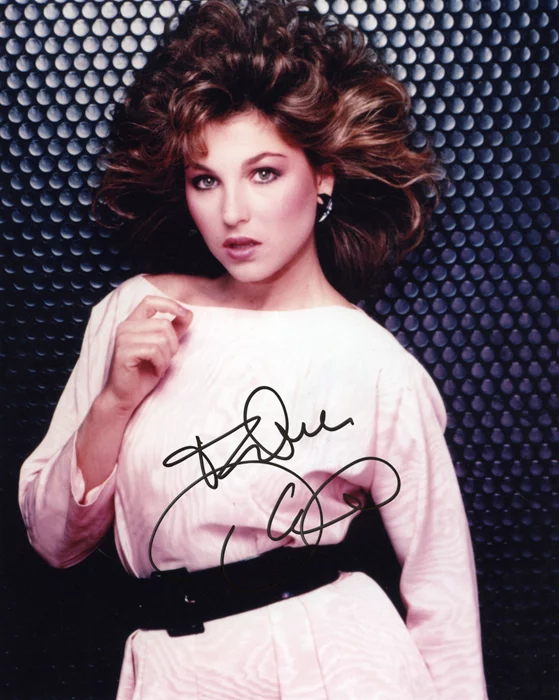 Tatum O'Neal autograph