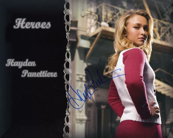 Hayden Panettiere autograph